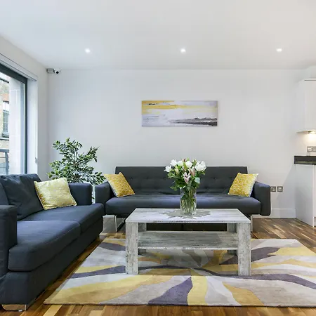Club Living - Camden Town Apartments